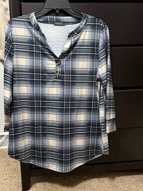 Plaid Henley Tunic Top - Navy & Cream